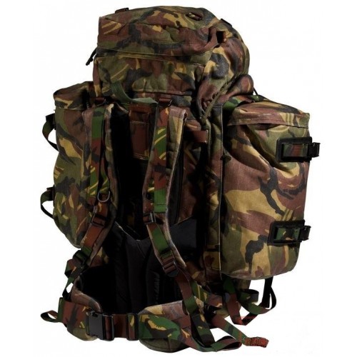 рюкзаки, военная одежда