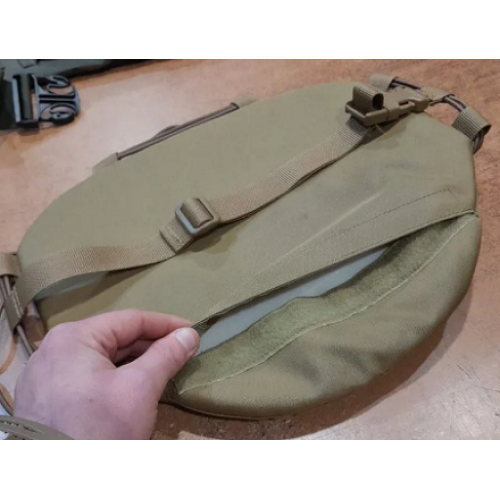 Пояса к рюкзакам и разные элементы снаряжения, б/у хорошее состояние