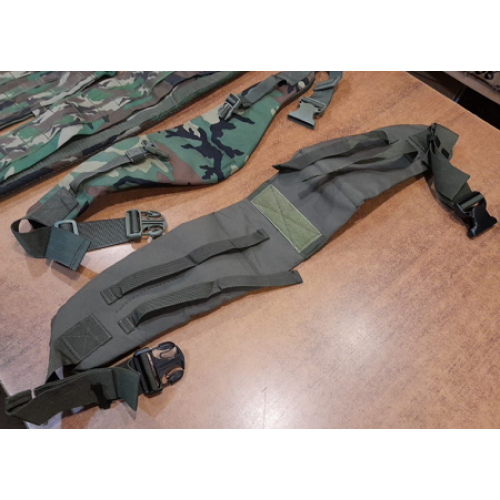 Пояса к рюкзакам и разные элементы снаряжения, б/у хорошее состояние